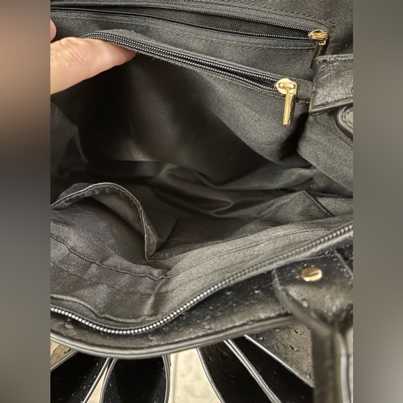 Crossi Black Faux Ostrich Black Handbag with Bow Shoulder Strap Crossbody - Picture 10 of 11